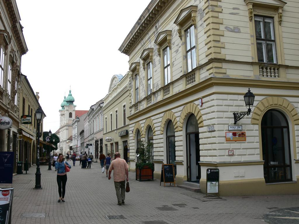 Sunny City Center Pětikostelí Exteriér fotografie